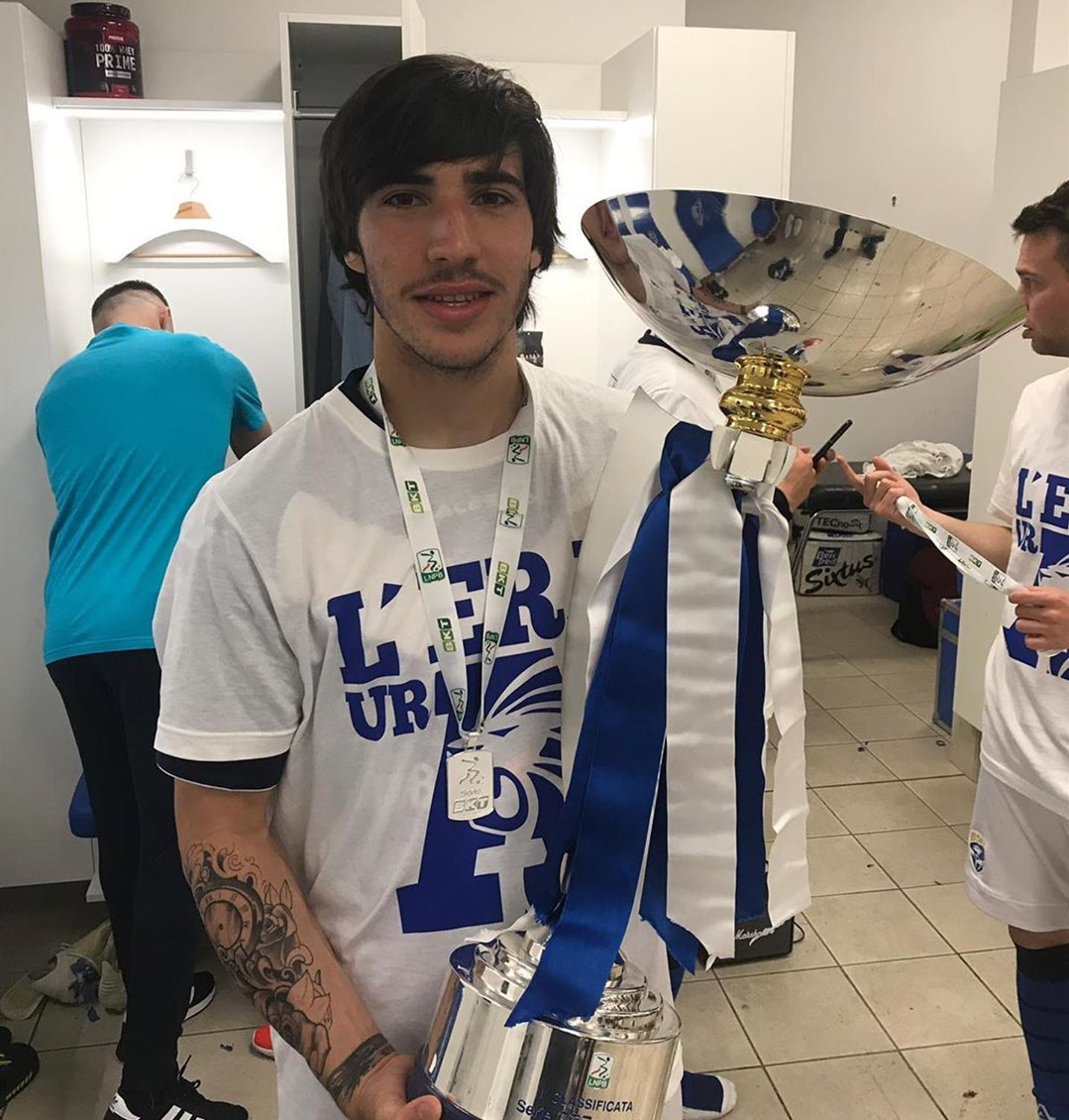 开云网站 -Karsa迎来十五赛季高光表现，DWG球迷沸腾！的简单介绍